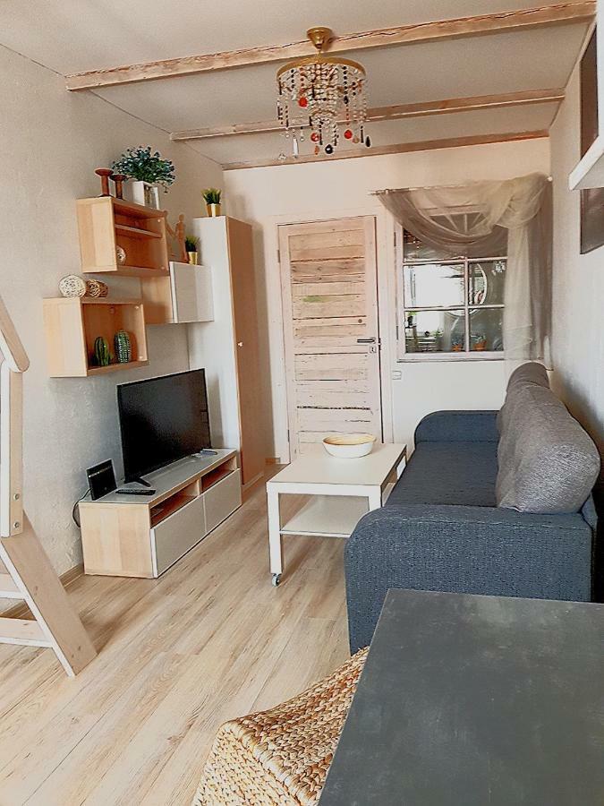 Dp Art 14 Old Town Self Check In Leilighet Kaunas Eksteriør bilde